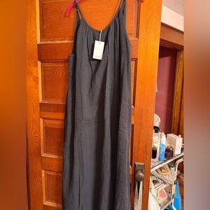 NWT QUINCE organic cotton gauze black maxi dress. Size XL